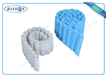 फर्नीचर सामग्री पीपी Spunbond गैर बुना कपड़ा 65 ग्राम सफेद नीला रंग