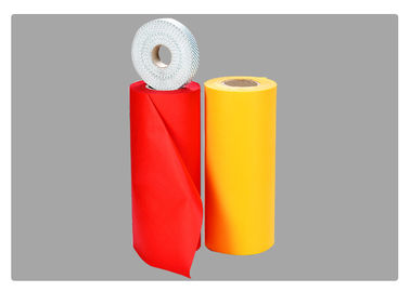 लाल / बेज / नीले बड़े रोल पीपी गैर बुना कपड़ा पैकिंग सामग्री के लिए spunbonded